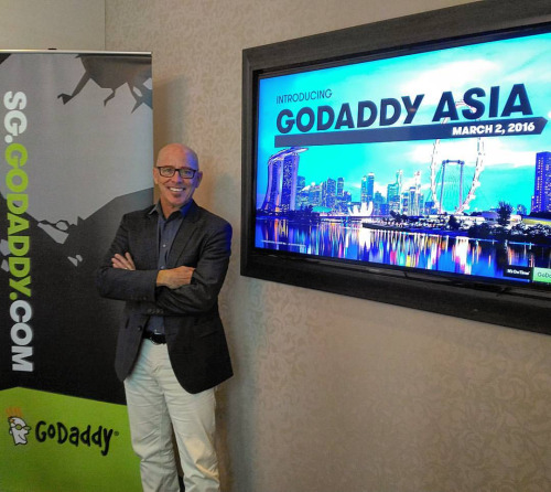 Lançamento da GoDaddy na asia com CEO